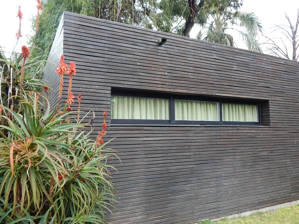 Hotel Aeropuerto Ezeiza Casa de MR Monte Grande Exterior foto